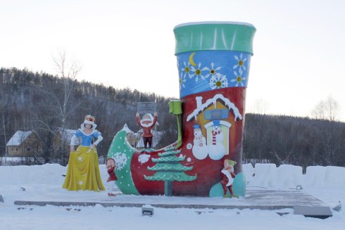 今年冬天见证幸福,重温孩童时的圣诞暖意